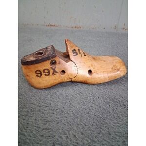 Vintage Childs Wooden Shoe Last Form Left Foot Wood Cobbler Mold Primative Decor